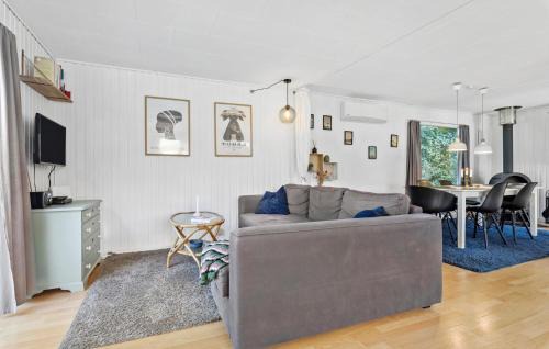 Ertebølle Maison | 2 Bedroom Awesome Home In Farsø