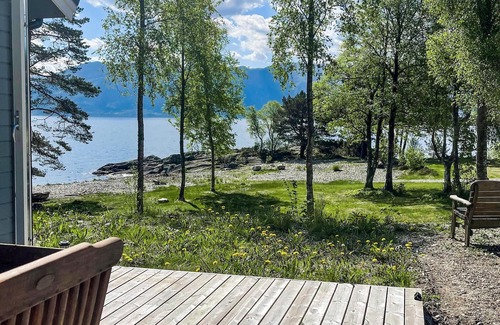 Hoyanger Maison | 2 bedroom awesome home in Lavik