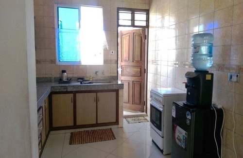 Mombasa Appartement | 3 chambres de tranquillité totale!