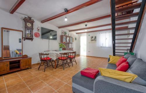 Veli Losinj Appartement | 2 Bedroom Beautiful Apartment In Veli Losinj