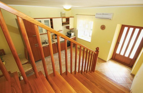 Mali Vareski Maison | Belle maison de 2 chambres à Krnica
