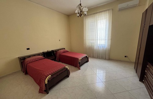 Camposano Lit Et Petit-Déjeuner | 2 Bedroom Bed & breakfast in Camposano