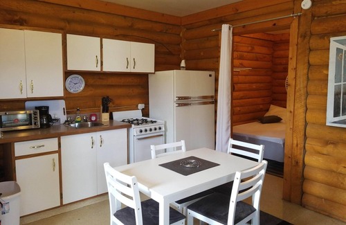 West Central Saskatchewan Cabine | Cabine 2 chambres au Delaronde Resort - Cabine # 4