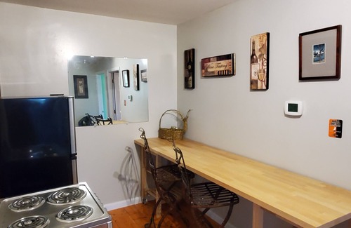 Langhorne Appartement | 2 Bedroom close to major routes and attractions.
