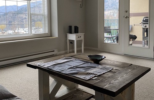 Okanagan-Similkameen Copropriété | 2 bedroom condo on Skaha lake 10 mins to Penticton