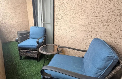 Glendale Copropriété | 2-bedroom condo in charming Glendale with WiFi, AC, fitness room