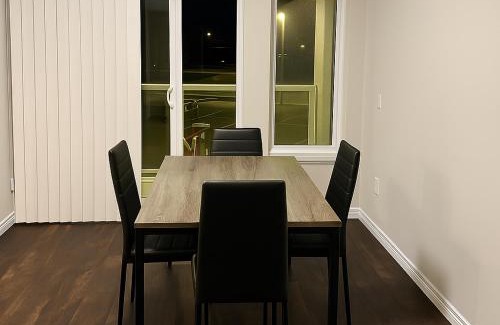 Halton Regional Municipality Appartement | 2 Bedroom Condo in Milton