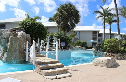 Seven Mile Beach Appartement | Condo 2 chambres à coucher Seven Mile Beach -Sunset Cove