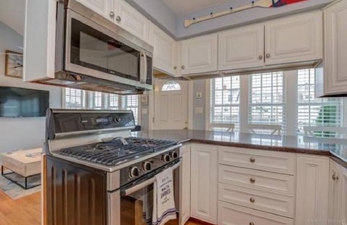 Wells Beach Maison | 2 Bedroom Condo steps to beautiful Wells Beach!!!