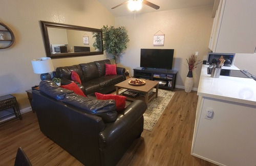 Apache Junction Copropriété | Condo 2 chambres avec vue sur la montagne et piscine chauffée