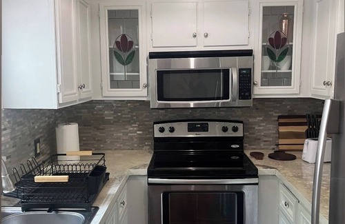 Holiday Island Copropriété | 2-bedroom condo in cozy Holiday Island with AC, WiFi