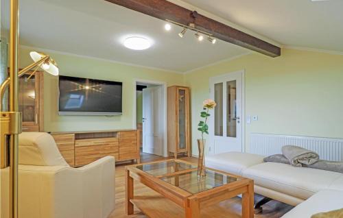 Karlshausen Appartement | 2 Bedroom Cozy Apartment In Karlshausen