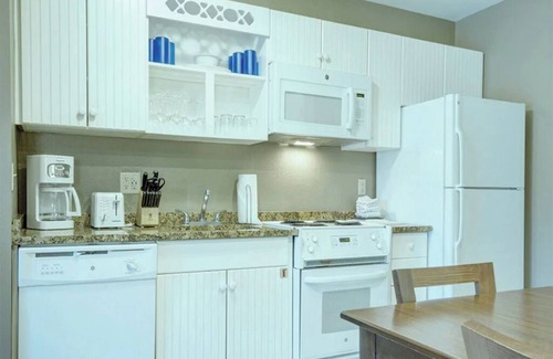 Hancock Copropriété | 2 Bedroom Deluxe Condo at Jiminy Peak Ski Mountain, Bentley Brook Resort!