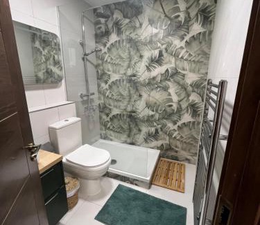 Galway City Centre Appartement | 2 bedroom deluxe Galway city centre location location Free parking