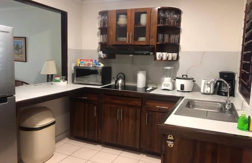 Damas Appartement | 2 Bedroom Family Apartment near Manuel Antonio with pool, tennis, BBQ, Free WIFI