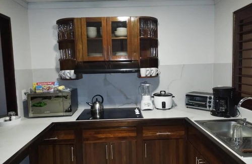 Damas Appartement | 2 Bedroom Family Apartment near Manuel Antonio with pool, tennis, BBQ, Free WIFI