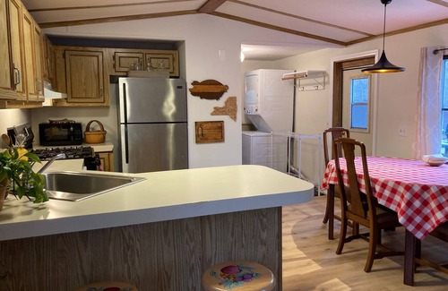 Delhi Maison | 2 Bedroom Farm Stay