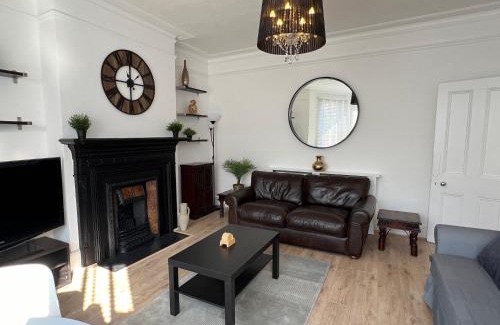Haringey Appartement | 2 Bedroom flat 10 min walk to tube