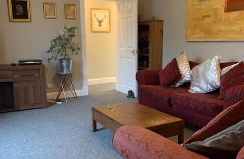 Carlops Maison | 2 bedroom Flat, Carlops, 30 mins Edinburgh city centre