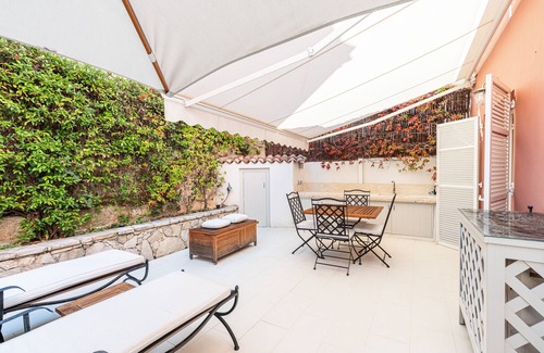 Saint-Jean-Cap-Ferrat Appartement | 2 bedroom apartment with both balcony and private terrace