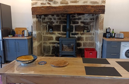 Saint-Julien-le-Pelerin Maison | Vrbo Property