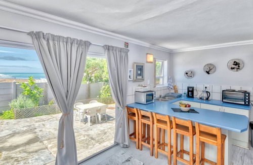 L'Agulhas Appartement | APPARTEMENT MEUBLÉ DE 2 CHAMBRES MEUBLÉ AGULHAS AFRIQUE DU SUD