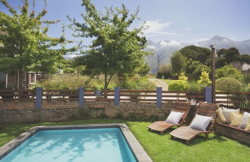 Swellendam Maison | Maison de 2 chambres @ A Hilltop Country Retreat à Swellendam