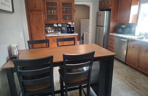 Grand Island Maison | 2-bedroom house in beautiful Grand Island! 4 miles from Niagara Falls!