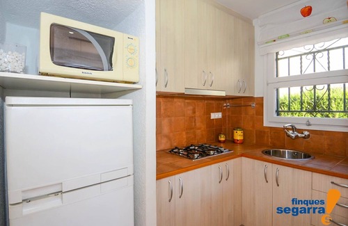 El Roc de Sant Gaieta Appartement | Maison de 2 chambres avec piscine privée, barbecue et AA / CC