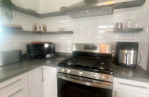 Ensenada Maison | 2 Bedroom House with Private Pool near Balneario Beach!