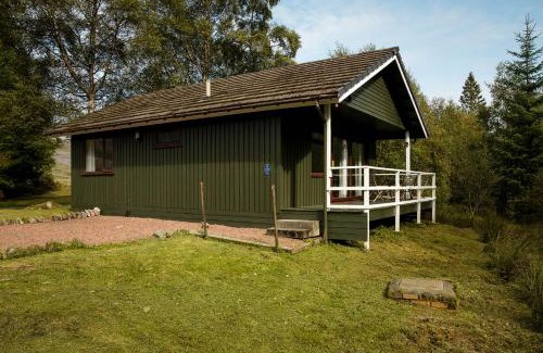 Crianlarich Chalet De Ski | 2 bedroom lodge with free WiFi and mountain view