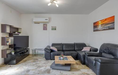 Veli Losinj Appartement | 2 Bedroom Lovely Apartment In Veli Losinj