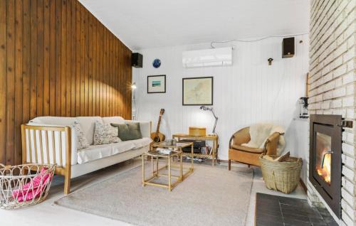 Frederiksvaerk Maison | 2 Bedroom Lovely Home In Frederiksværk