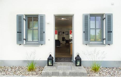 Stove Maison | 2 Bedroom Lovely Home In Boiensdorf