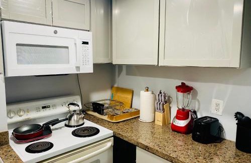 Laurel Appartement | 2 Bedroom Lower level Unit 1 & Half Bath Laurel MD #1