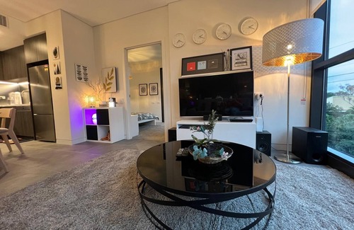 Strathfield Appartement | 2 bedroom luxury apartment without the cost. Homebush Sydney Australia
