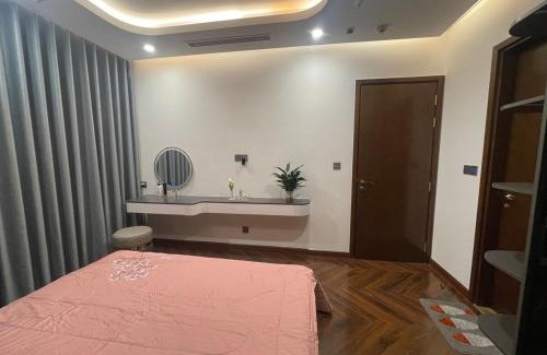 Ngo Quyen Appartement | 2 Bedroom Luxury Apartment Diamond Crown Hai Phong