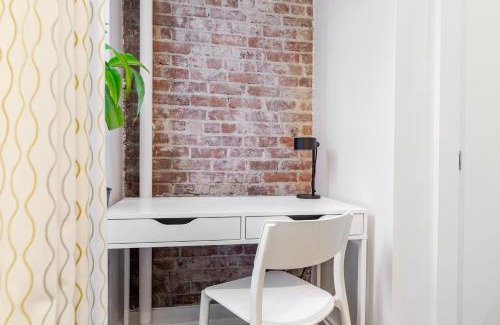 Hell's Kitchen Appartement | 2 Bedroom Luxury Unit in the Heart of Manhattan