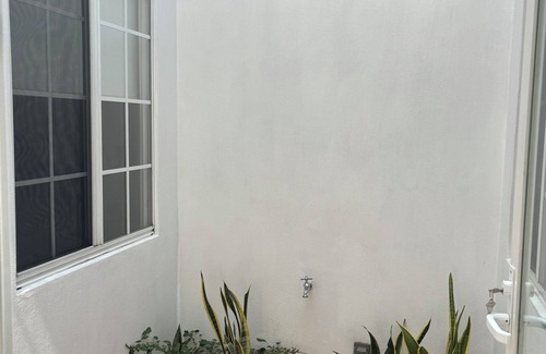 Guadalajara Maison | 2-bedroom Villa in lovely San Pedro Tlaquepaque with WiFi, AC
