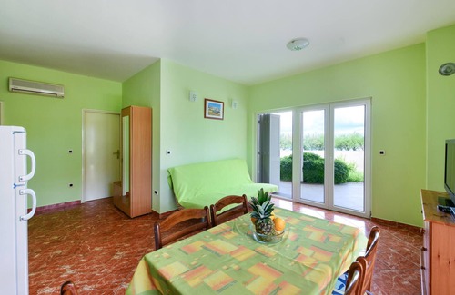 Ugljan Appartement | Bel appartement de 2 chambres à Ugljan