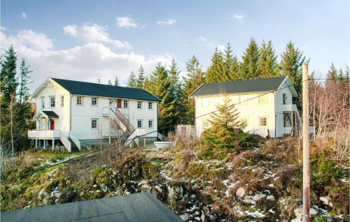 Hitra Appartement | 2 Bedroom Nice Apartment In Sandstad