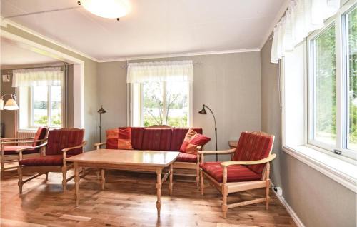 Eda Municipality Maison | 2 Bedroom Nice Home In Åmotfors