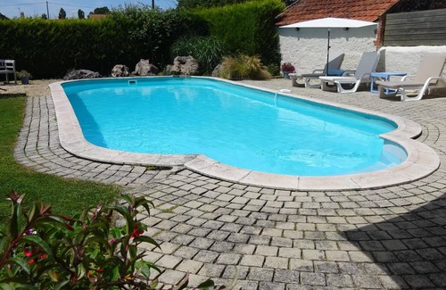 Cersay Maison | Conversion de grange avec piscine située dans la région de l'Anjou de la vallée de la Loire