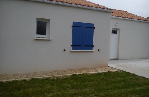 Longeville-sur-Mer Maison | Vrbo Property
