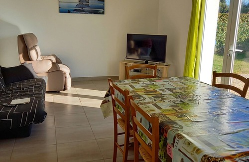 Longeville-sur-Mer Maison | Vrbo Property