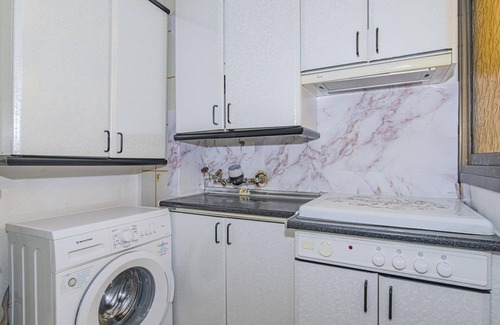 Chana Appartement | 2-Bedroom Retreat with Terrace in Granada - Steps from Metro and Bus