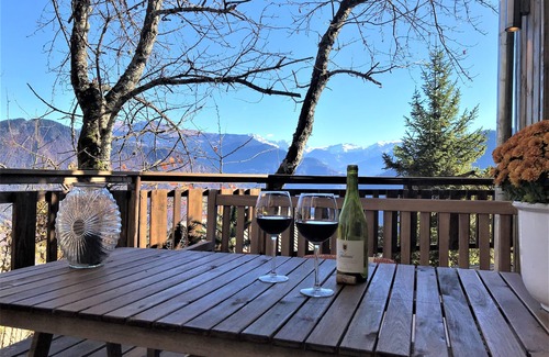 La Lechere Chalet De Ski | 2 bedroom self-contained apartment in Chalet Le Doux Si