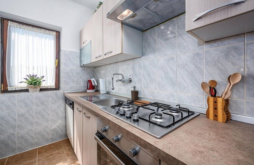 Sajini Maison | Superbe maison de 2 chambres à Skitaca