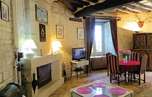 Chinon Maison | 2 Bedroom Stunning Home In Chinon