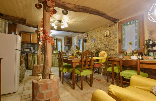 Camaiore Maison | 2 bedroom stunning home in Casoli